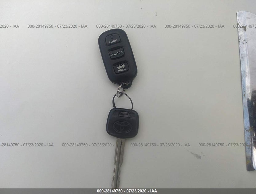 4T1BE32KX6U674938