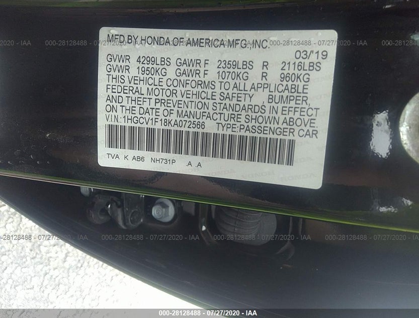 1HGCV1F18KA072566