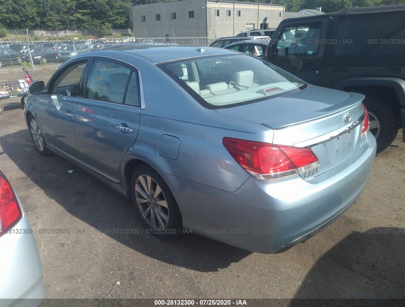 4T1BK3DB3BU409052
