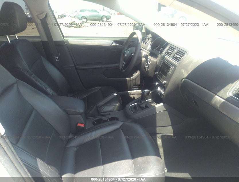 3VW2B7AJ1HM322042