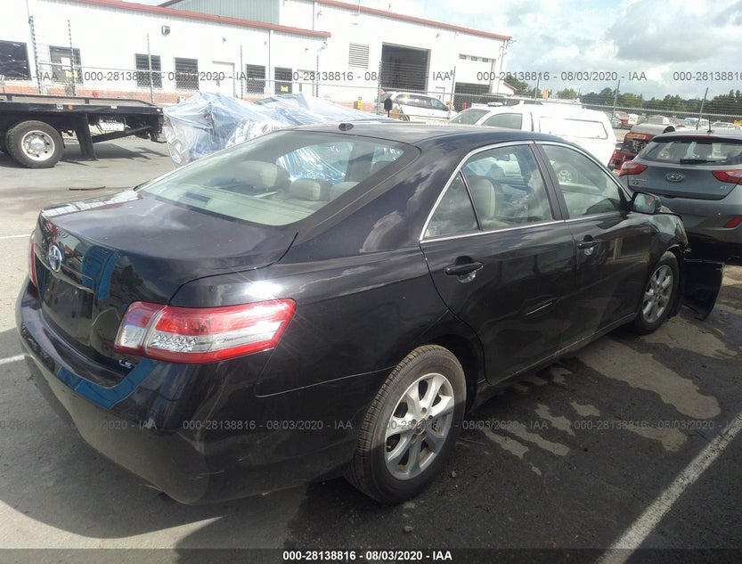 4T4BF3EK6BR215897