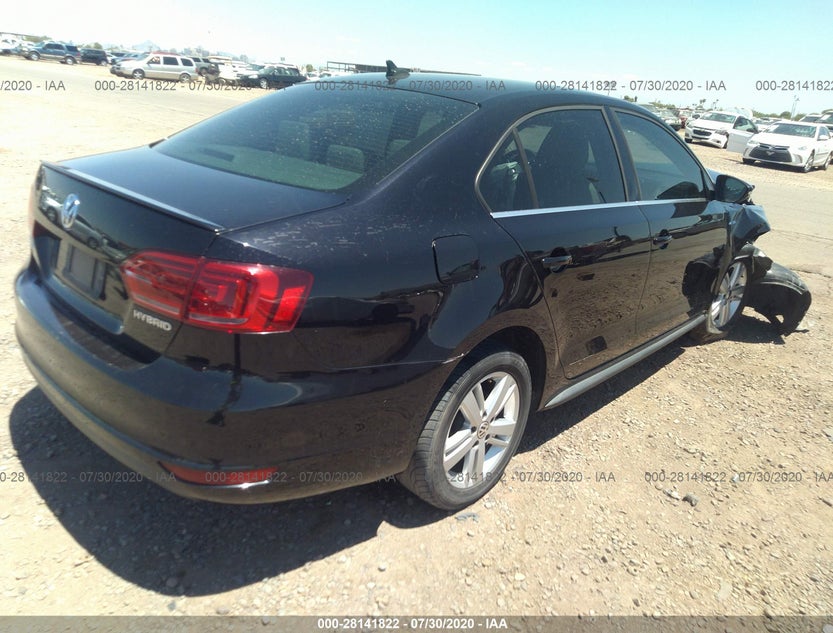 3VW637AJ3DM272933