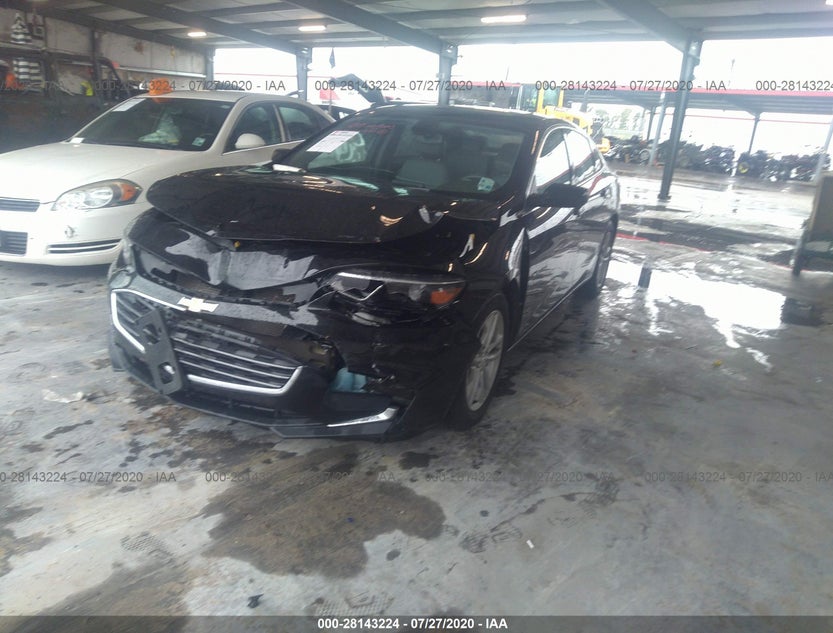 1G1ZD5ST4JF121685