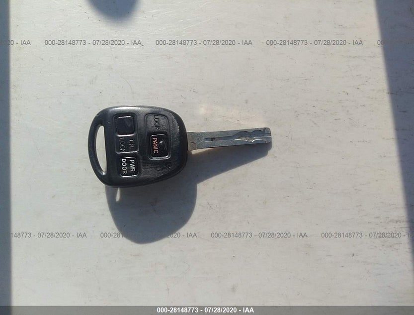 2T2HK31U68C072978