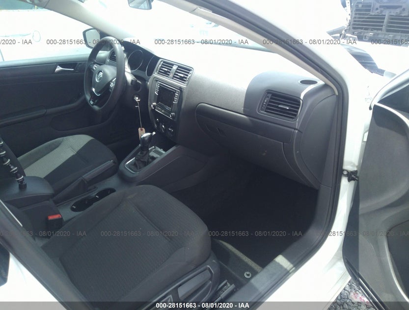 3VW267AJ2GM365002