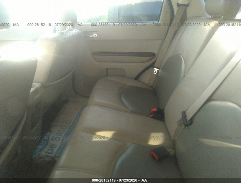 4M2CU87168KJ28557