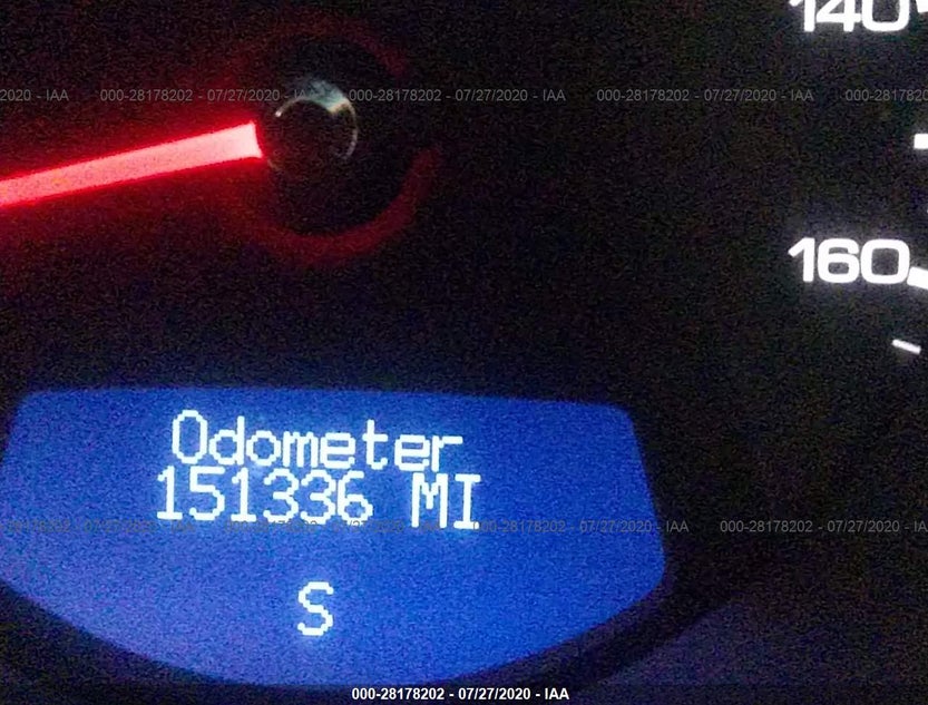 1G6DP57V880107601