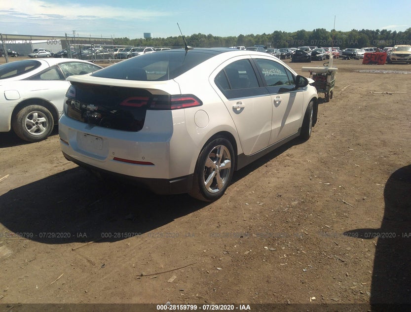 1G1RD6E45CU105715