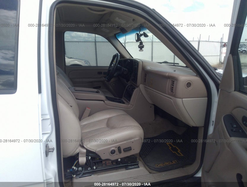 1GNEK13T15R270229