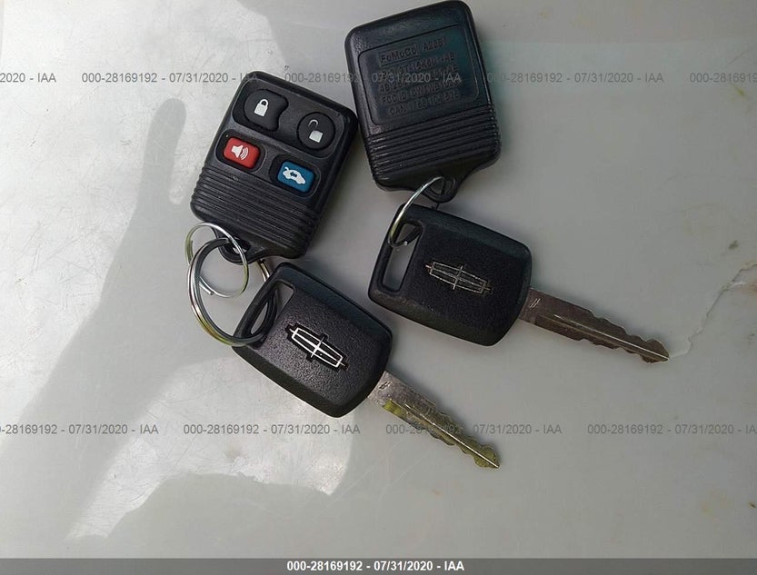 1LNHM82V77Y631995