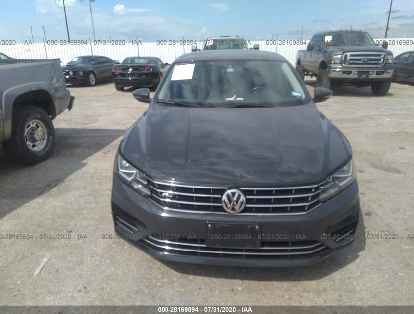 1VWDT7A3XHC050776
