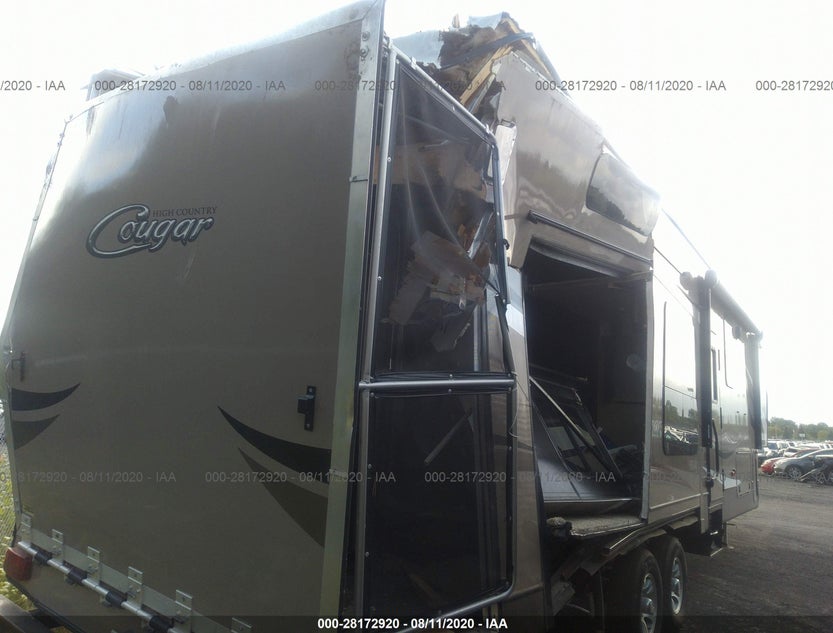 4YDF33826F2500389