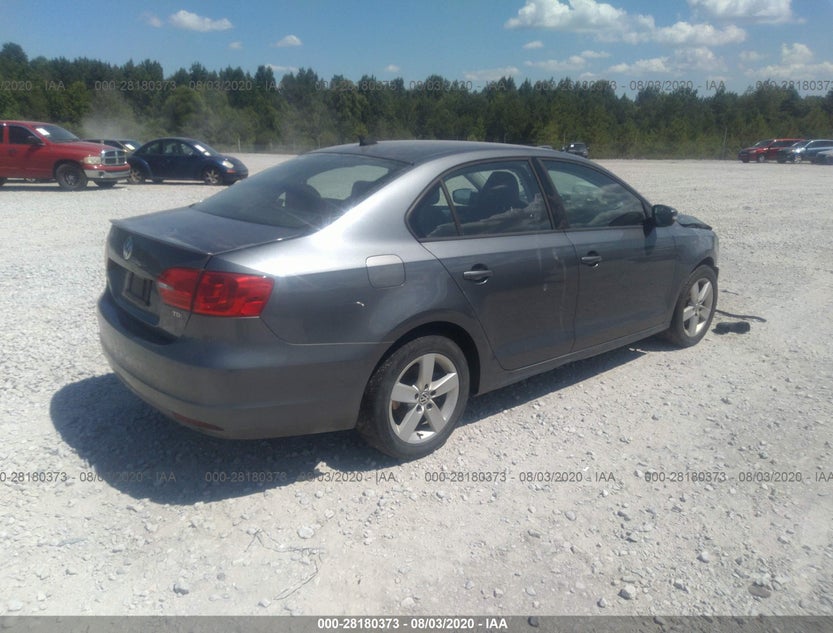 3VW3L7AJ2CM059182