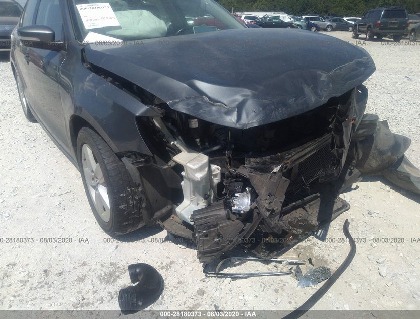 3VW3L7AJ2CM059182