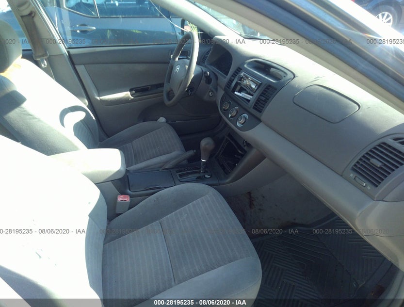 4T1BE32K15U558896
