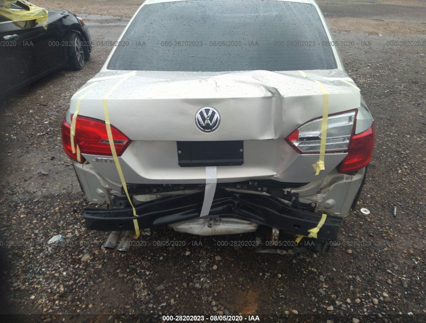 3VW2K7AJ2BM378868