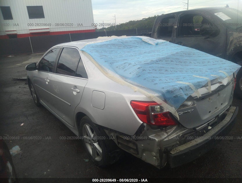 4T1BF1FK2CU050977