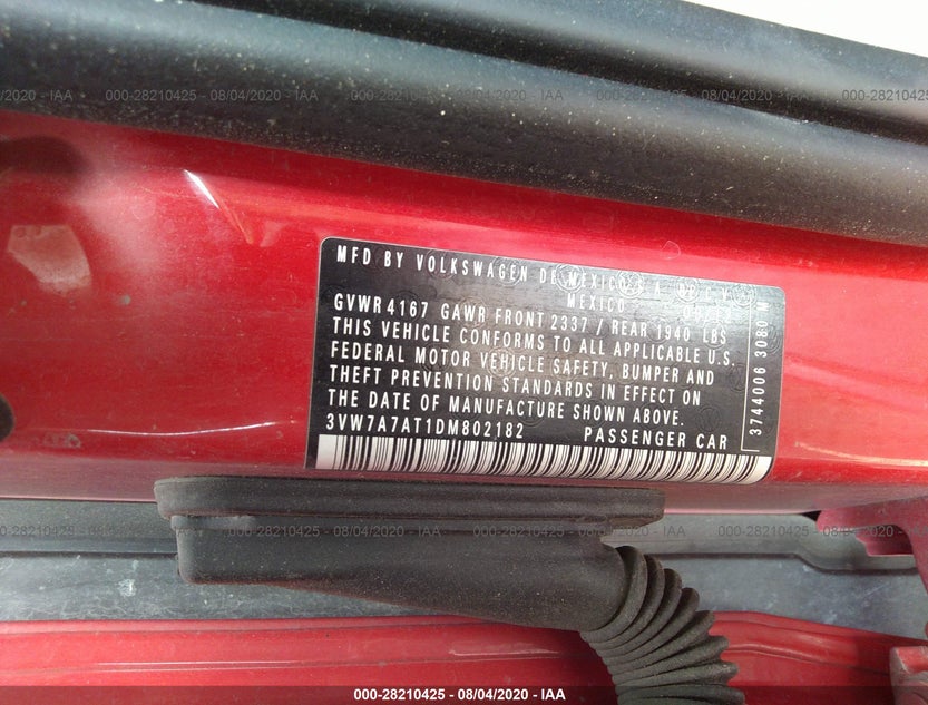 3VW7A7AT1DM802182
