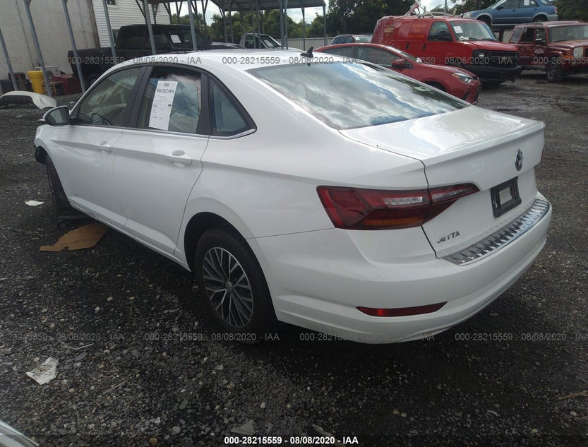 3VWCB7BU3KM145644