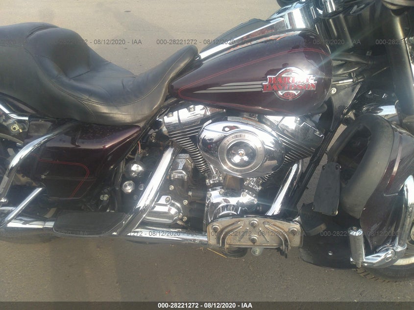 2007 Harley-Davidson Flhtcui VIN: 1HD1FC4197Y698481 Lot: 28221272