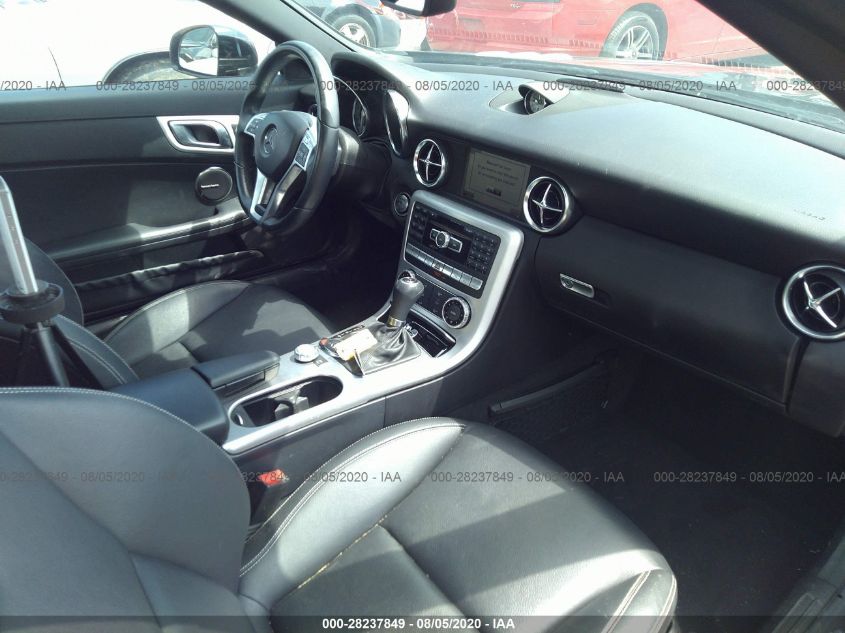 VIN WDDPK4HA5EF085747 2014 Mercedes-Benz SLK-Class,... no.5