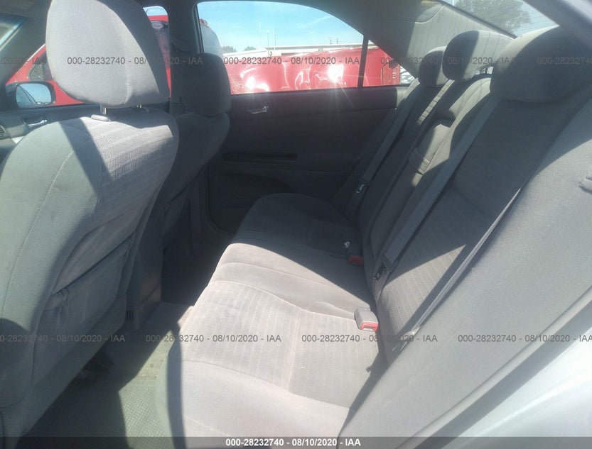 4T1BE32KX5U015952