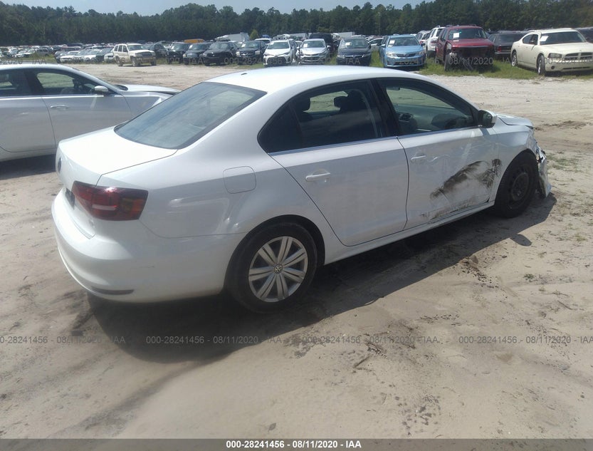 3VW167AJXHM324338