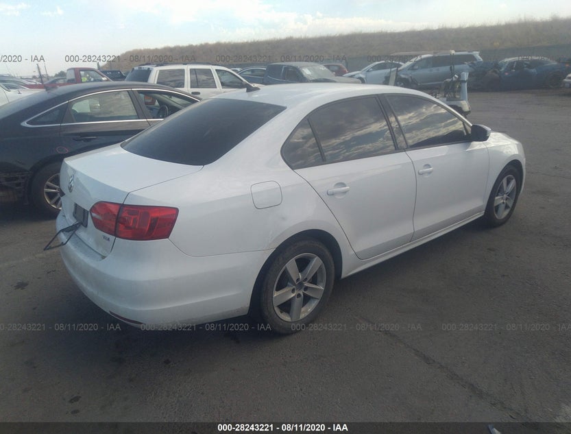 3VWLL7AJ2BM038279