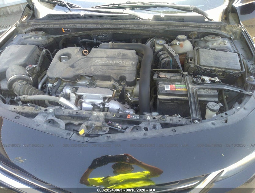 1G1ZB5ST3GF215829