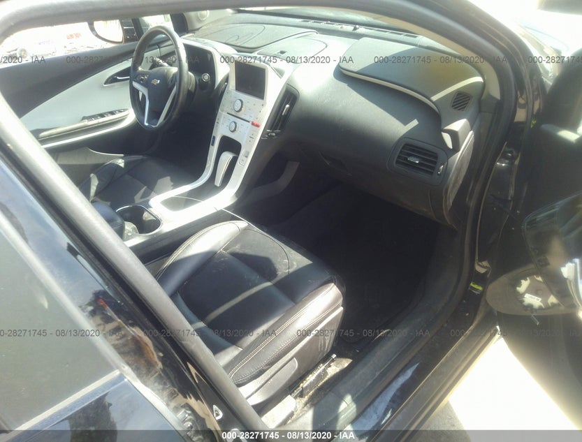1G1RB6E46DU125186