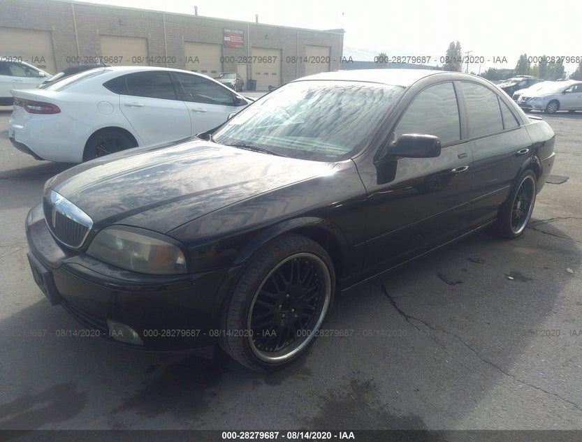1LNHM87A05Y640914