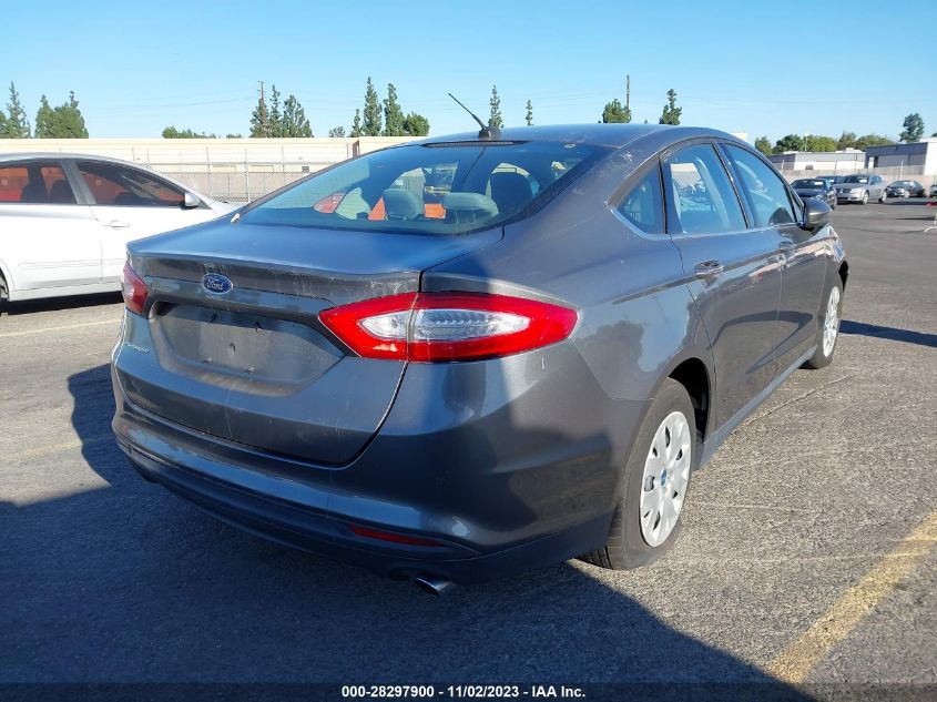 2013 Ford Fusion S VIN: 3FA6P0G73DR127572 Lot: 28297900