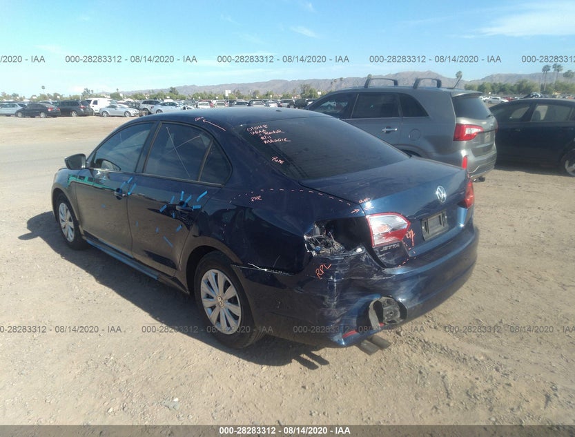 3VW2K7AJ9EM433708
