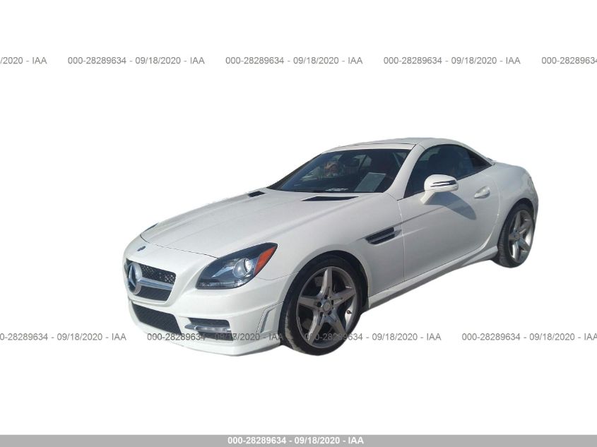 VIN WDDPK4HA6DF055803 2013 Mercedes-Benz SLK-Class,... no.2