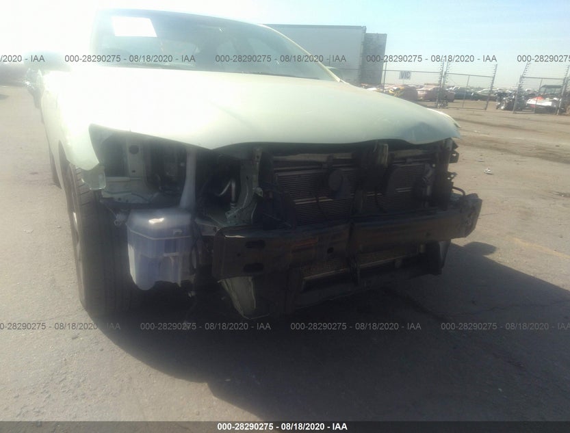 4T1BB46KX8U043196