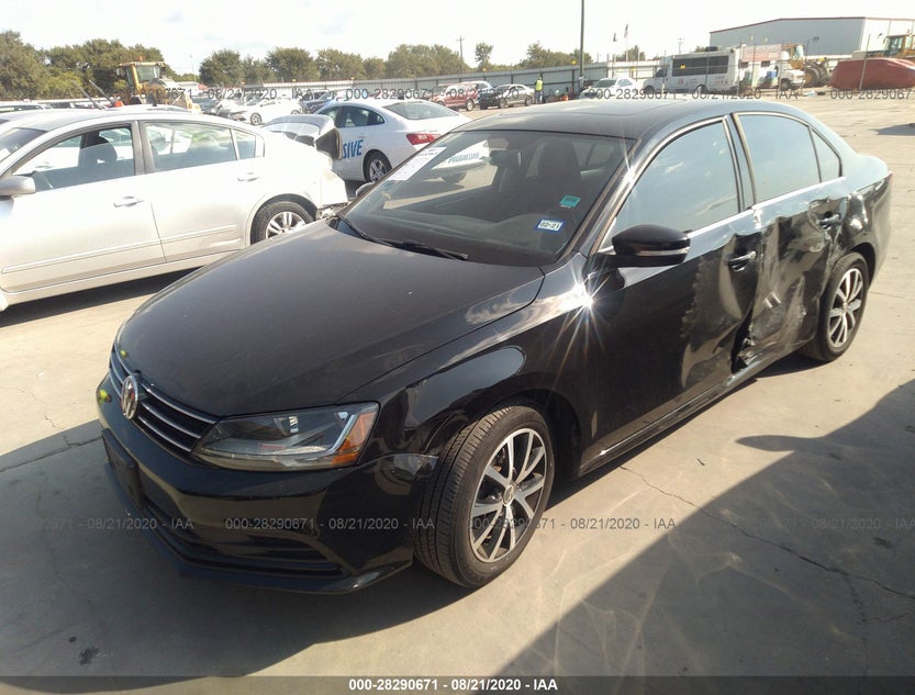 3VWDB7AJ8HM296371