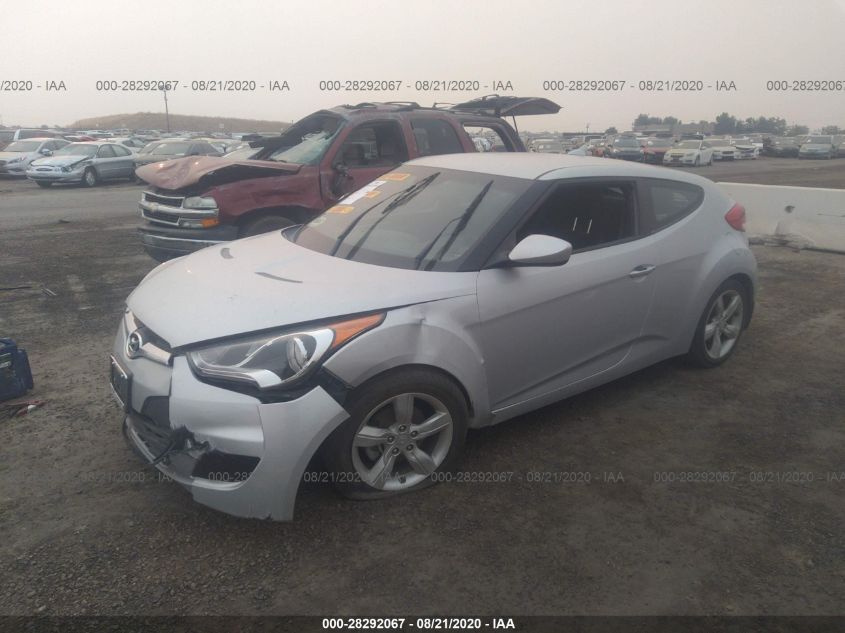 2013 Hyundai Veloster Base W/Black VIN: KMHTC6AD4DU157775 Lot: 28292067