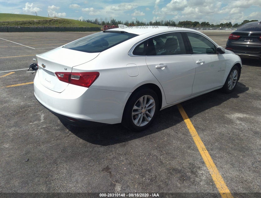 1G1ZD5ST2JF200904