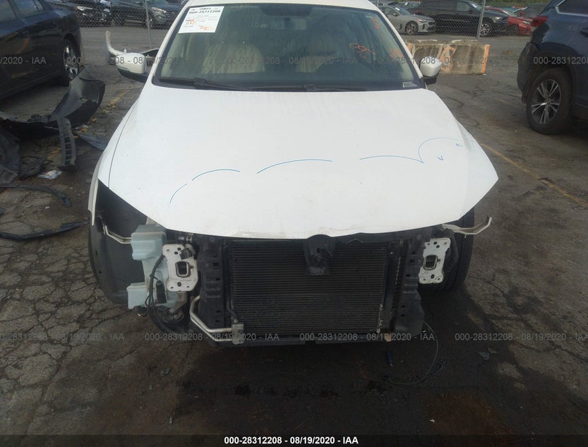 3VWLL7AJ2CM361782