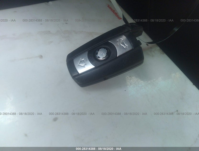 WBANW53528CT49886