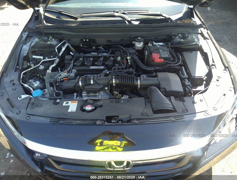 1HGCV1F19KA072642