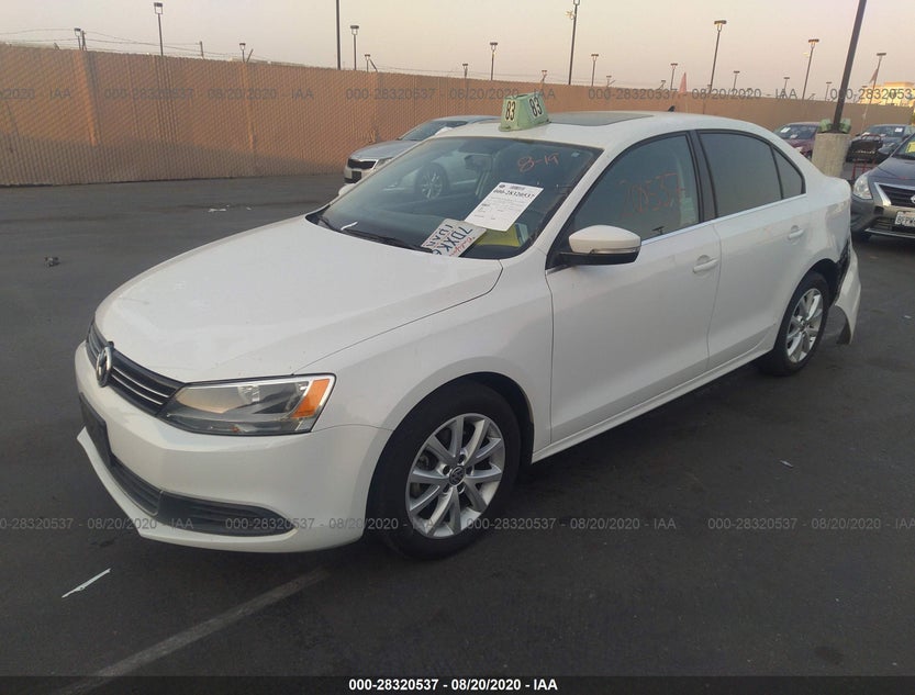 3VWD17AJ5EM383708