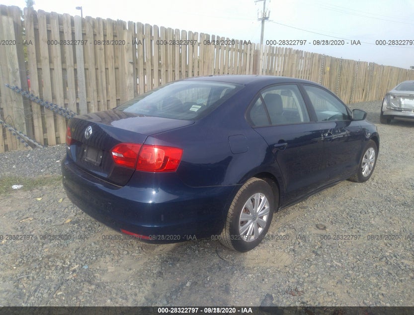 3VW1K7AJXCM426033