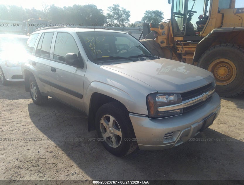 1GNDT13SX52205274