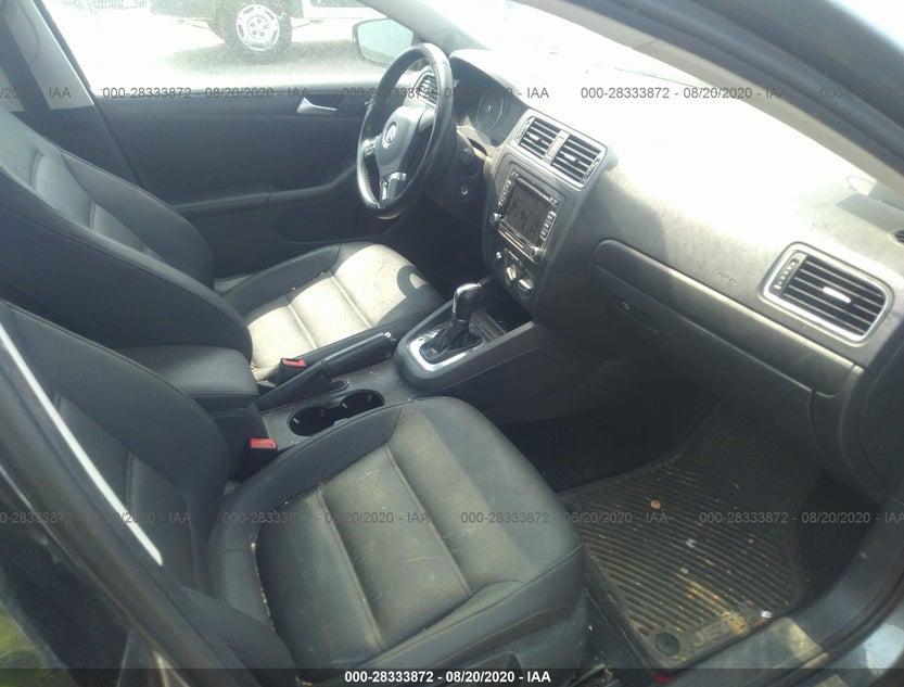 3VWDX7AJ9CM422134