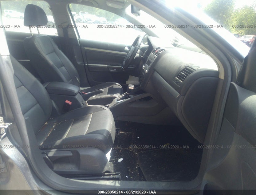 3VWRZ71K08M035813