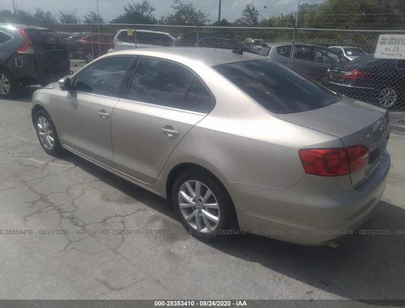 3VWD07AJ7EM241427
