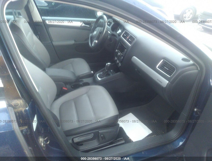 3VW637AJ6DM293193