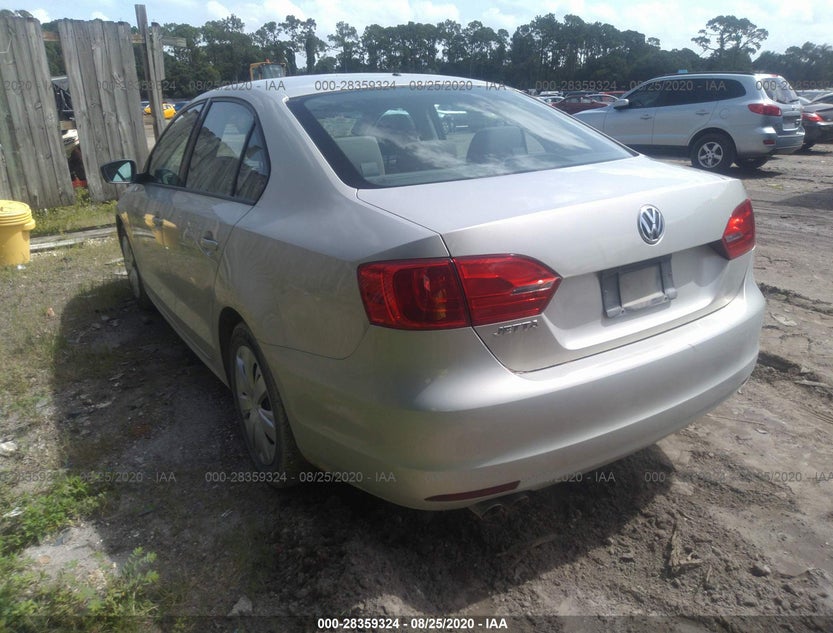 3VW2K7AJ1BM357770