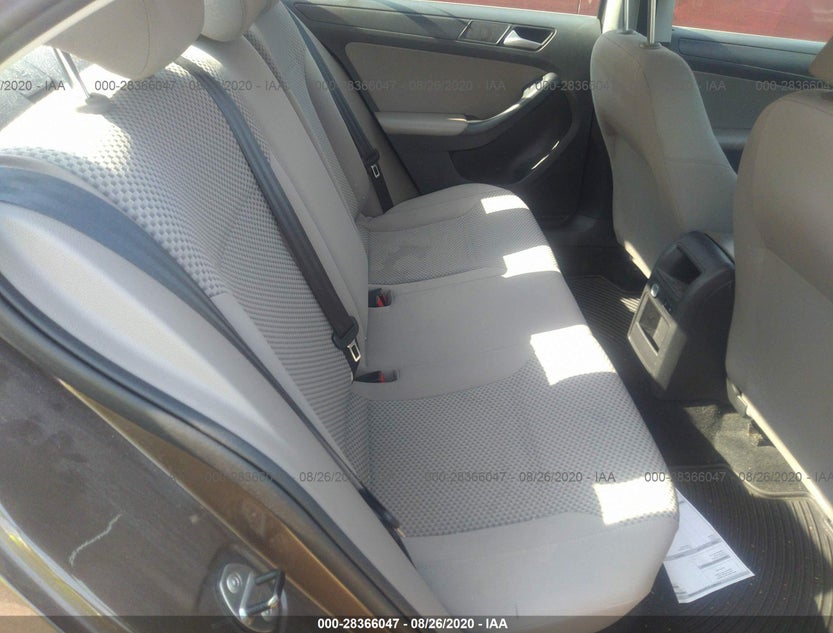 3VW2K7AJ5DM273812